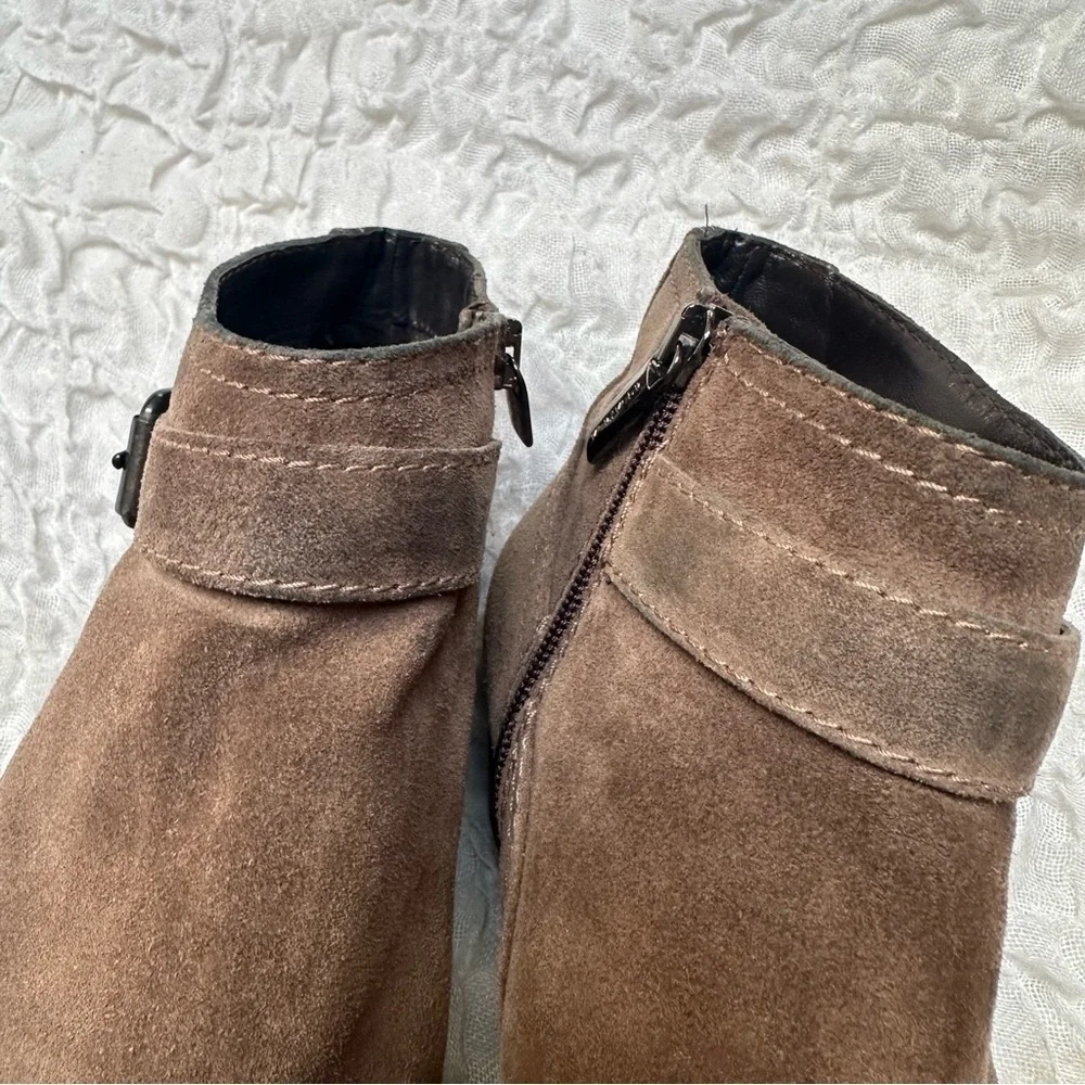 Aquatalia Fanny Bootie 8.5 Waterproof Suede Block Heel Ankle Boot